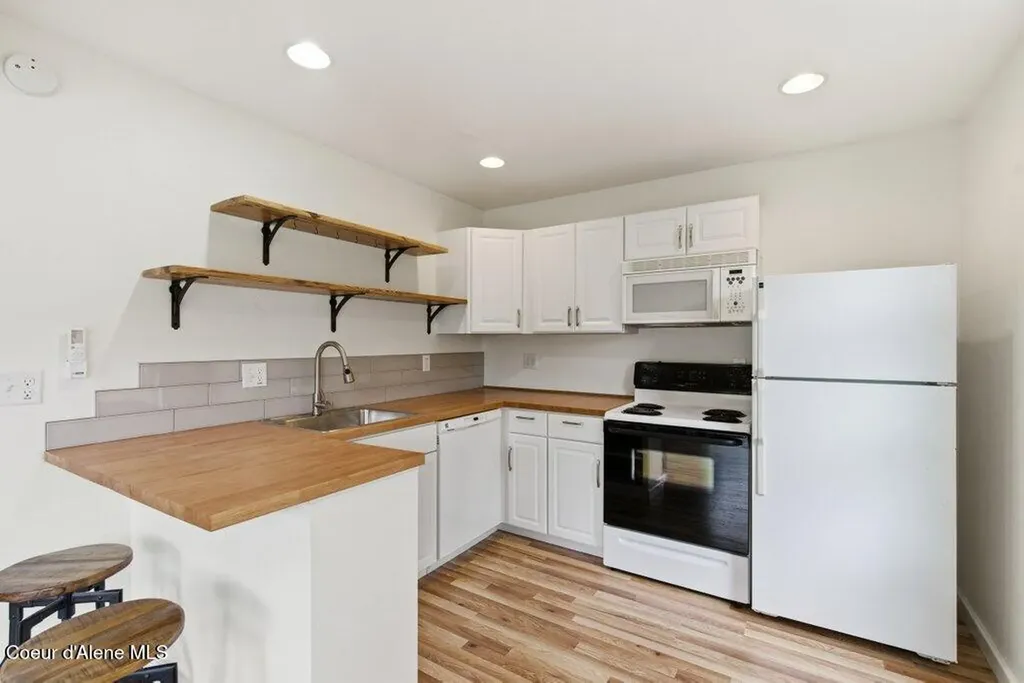 605 Hunter Street Mullan ID 83846