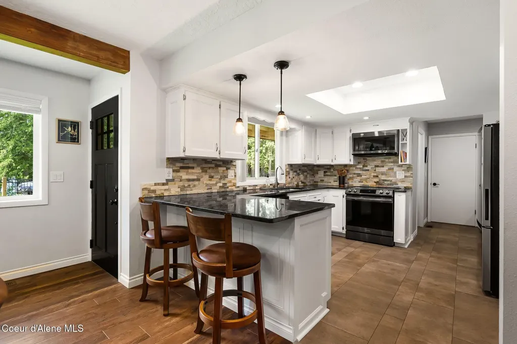 74 Eureka Road Sagle ID 83860