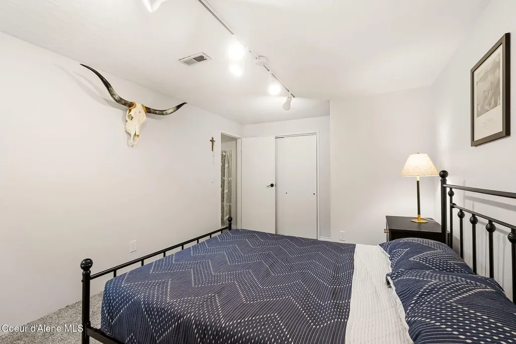 74 Eureka Road Sagle ID 83860