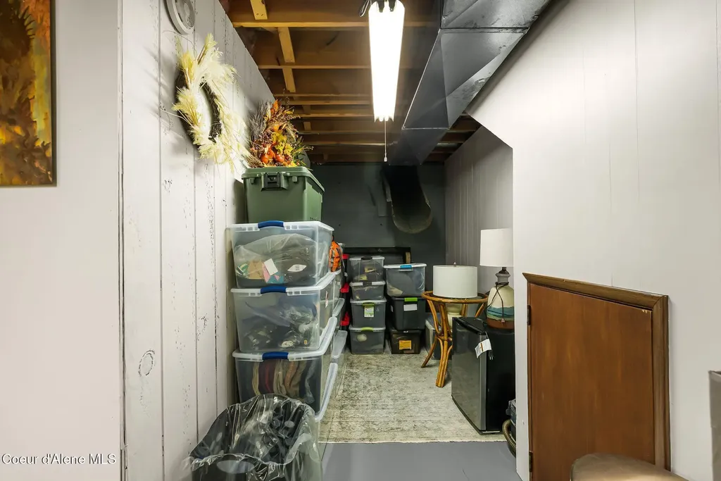 74 Eureka Road Sagle ID 83860