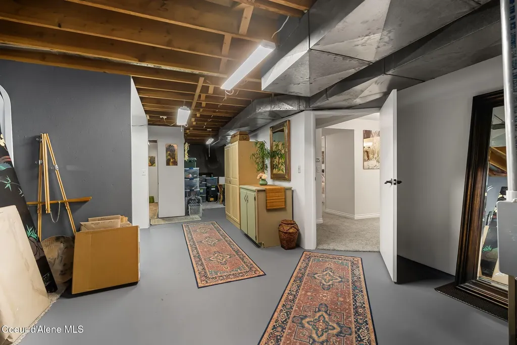 74 Eureka Road Sagle ID 83860