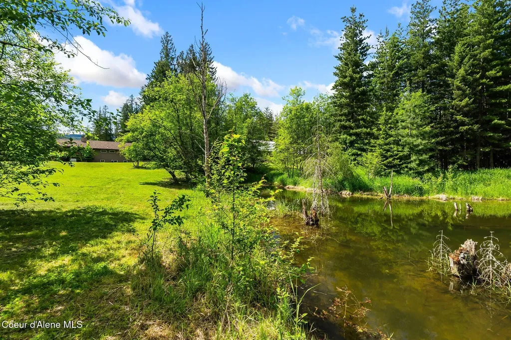 74 Eureka Road Sagle ID 83860