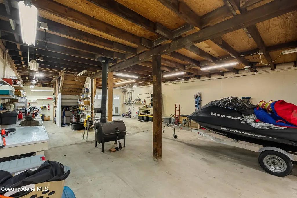 74 Eureka Road Sagle ID 83860