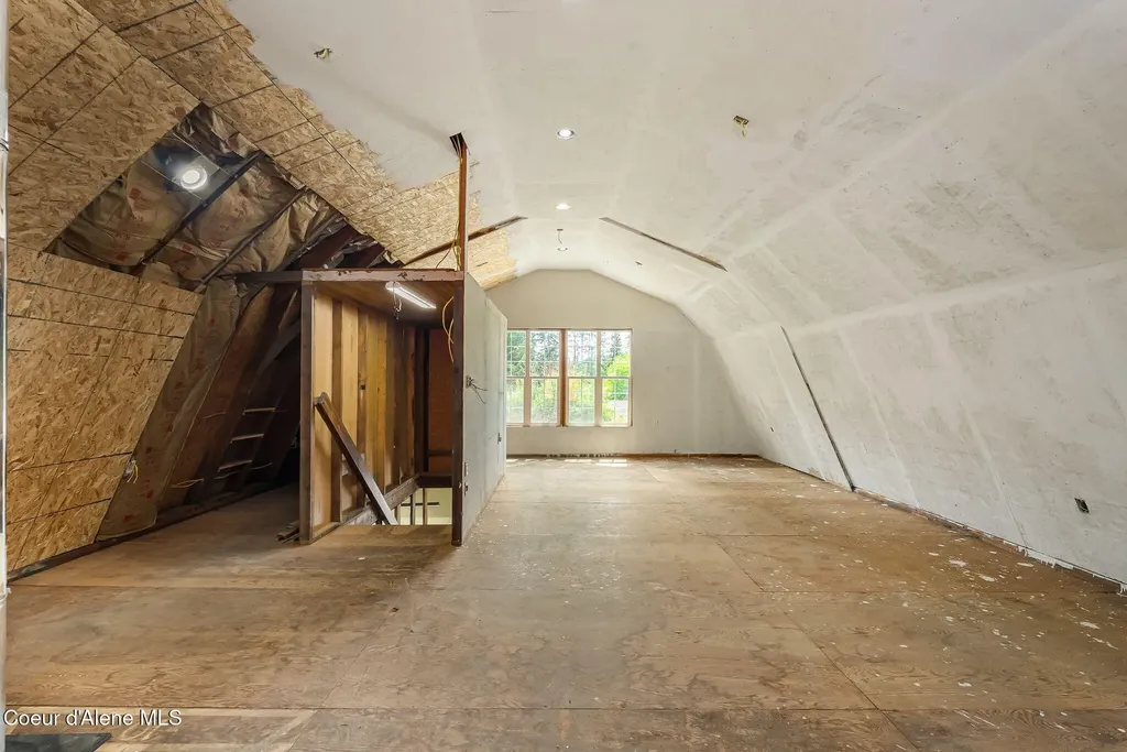 74 Eureka Road Sagle ID 83860