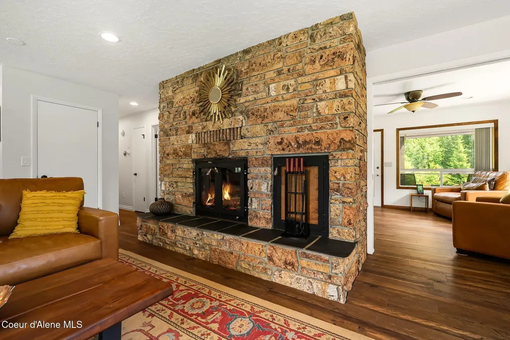 74 Eureka Road Sagle ID 83860