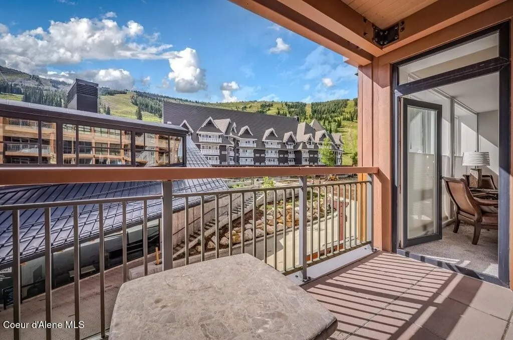 124 Village Lane Sandpoint ID 83864