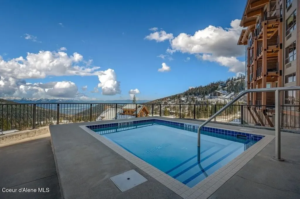 124 Village Lane Sandpoint ID 83864