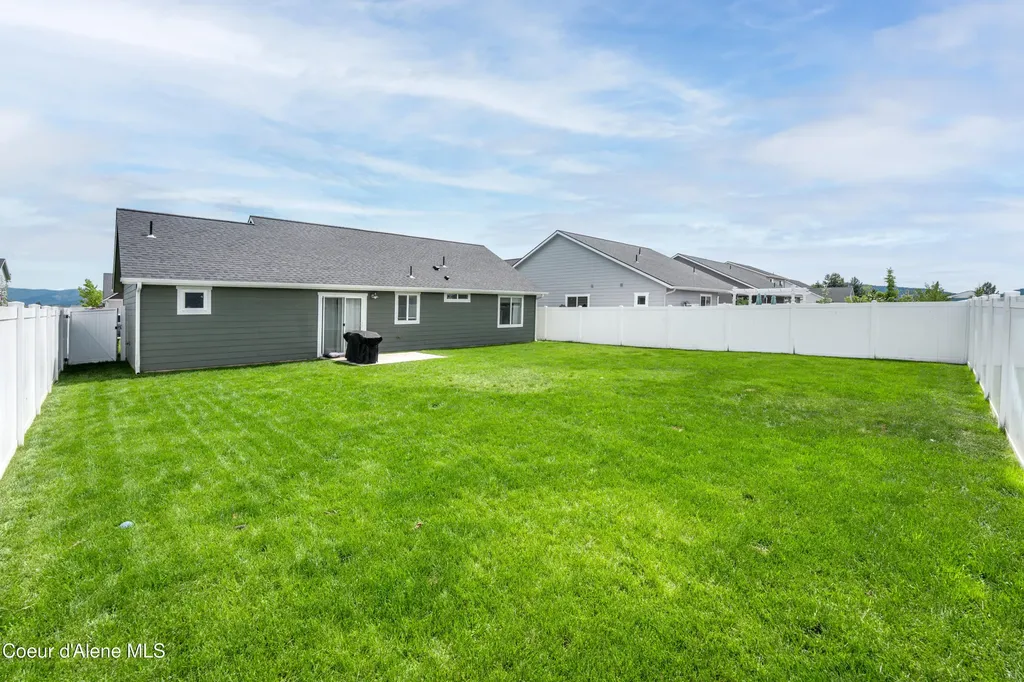 3885 N Pradera Lane Post Falls ID 83854