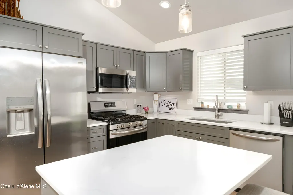 3885 N Pradera Lane Post Falls ID 83854
