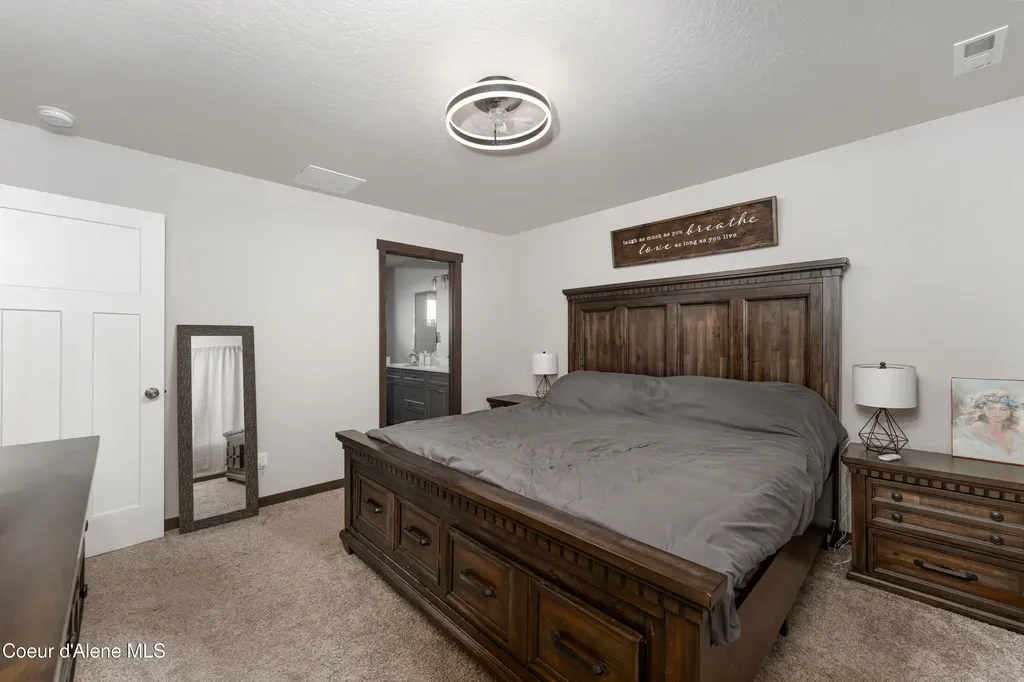 3885 N Pradera Lane Post Falls ID 83854