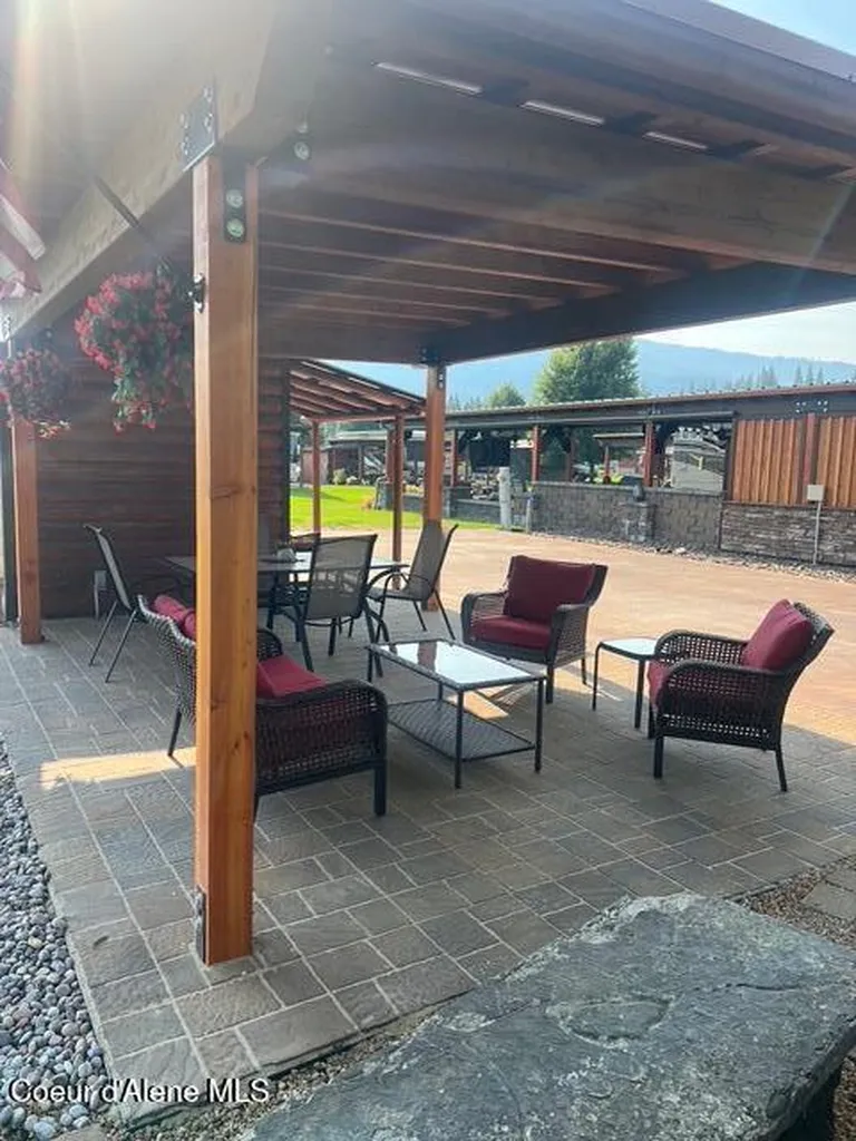 7 Eagle Way Blanchard ID 83804