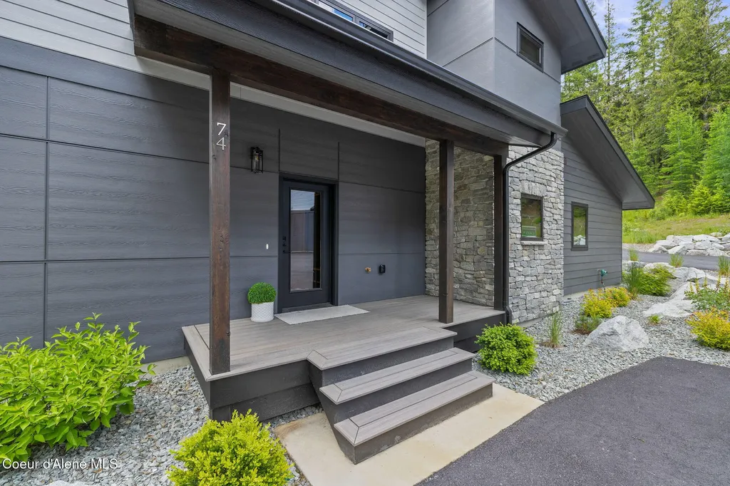 74 Wedge Court Priest Lake ID 83856
