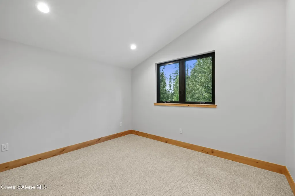 74 Wedge Court Priest Lake ID 83856