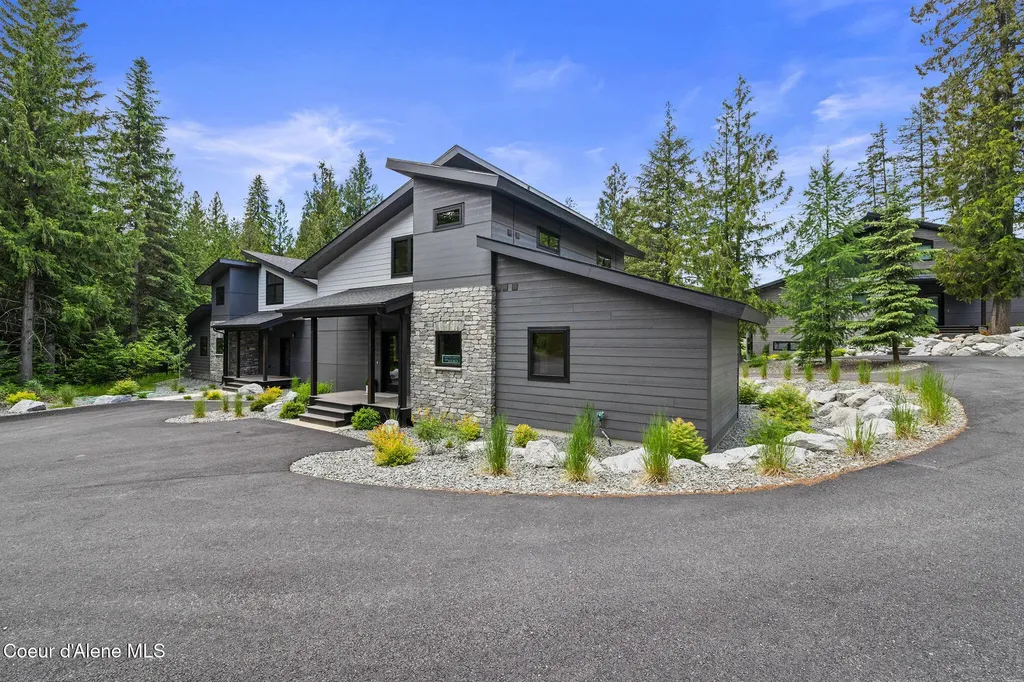 74 Wedge Court Priest Lake ID 83856