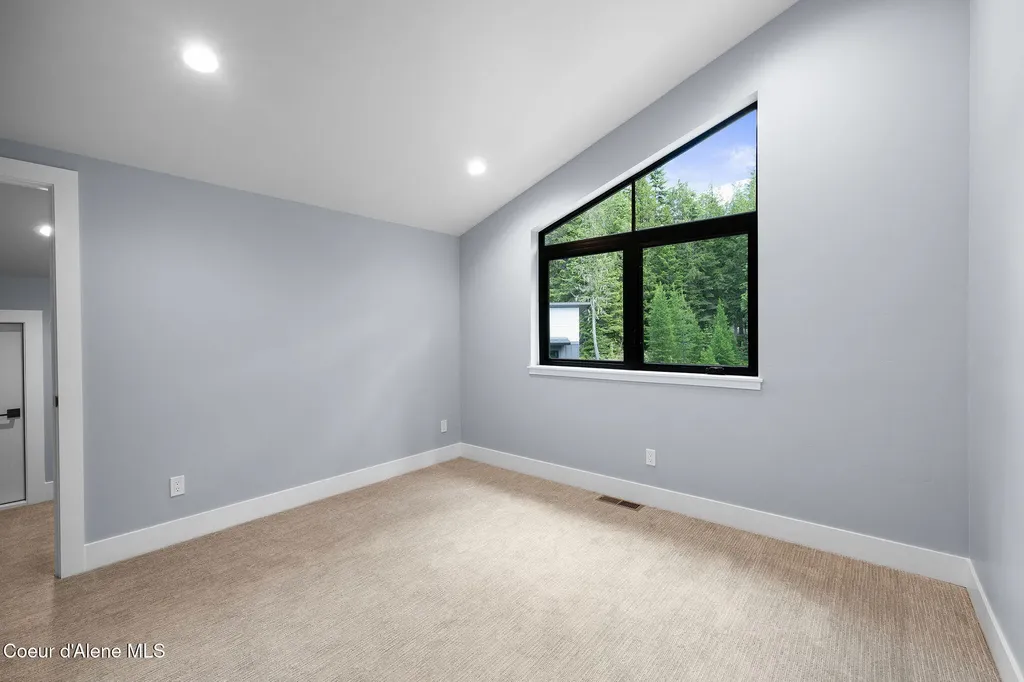 70 Wedge Court Priest Lake ID 83856
