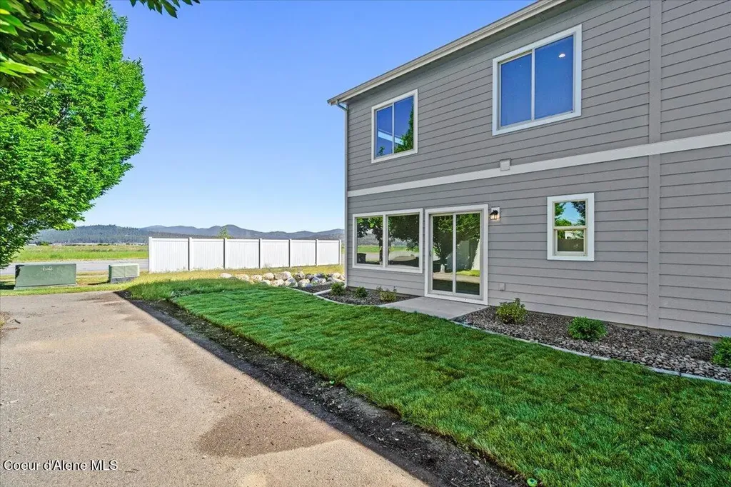 771 N Galbraith Lp (lot 21) Post Falls ID 83854
