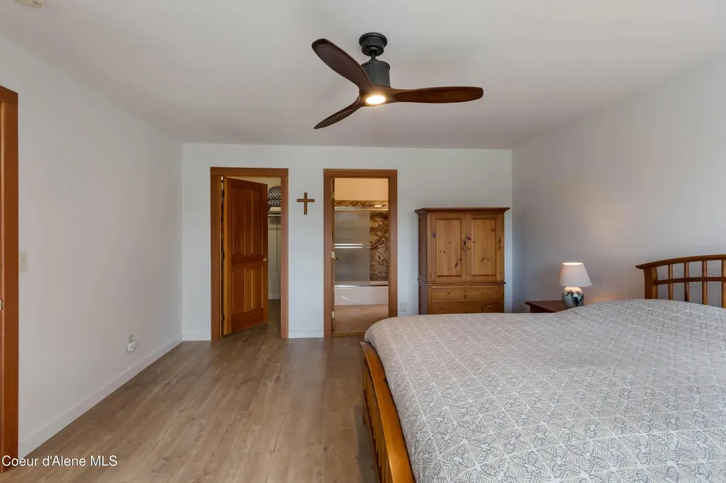 2385 Sunnyside Road Sandpoint ID 83864
