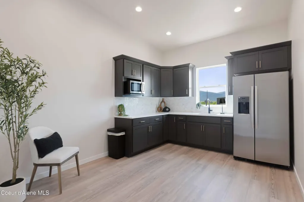 16989 W Tulip Court Post Falls ID 83854