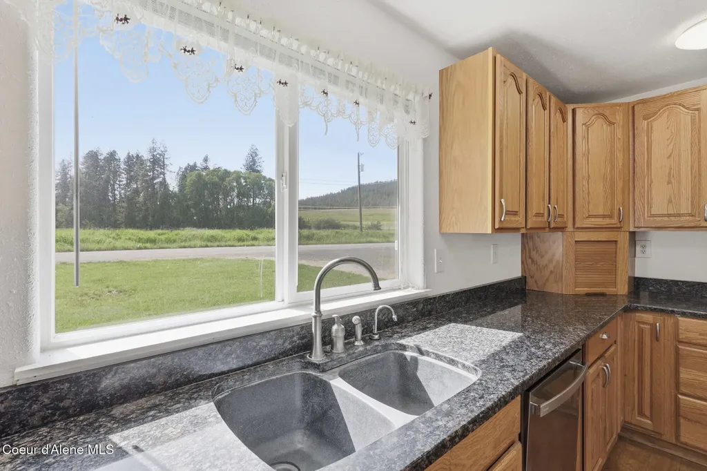 154 15th Street Plummer ID 83851