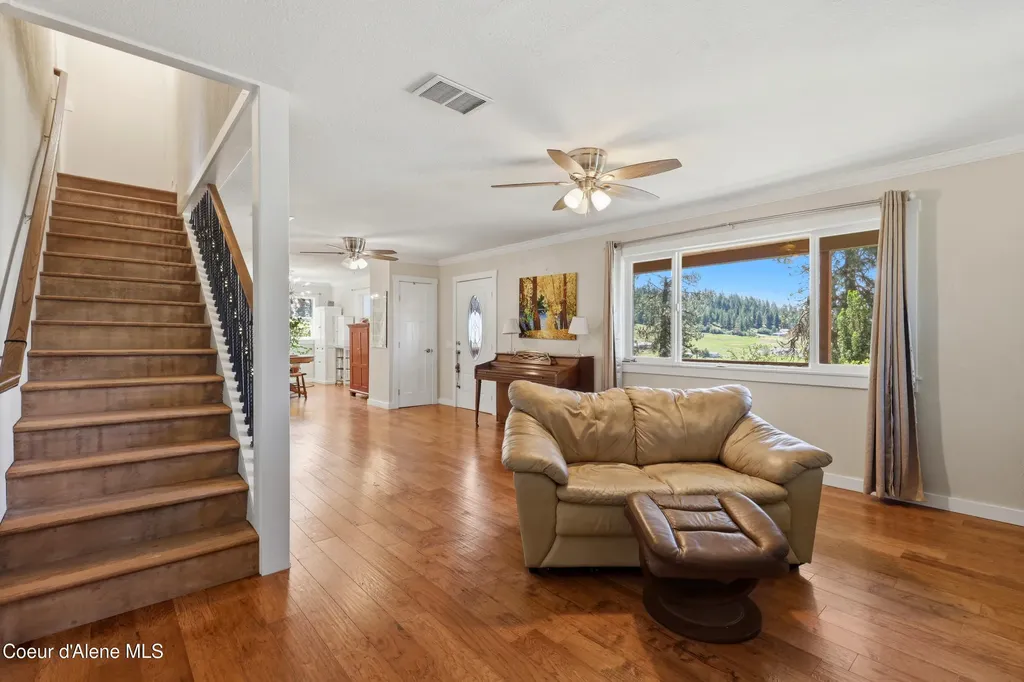 17765 S Rew Road Worley ID 83876
