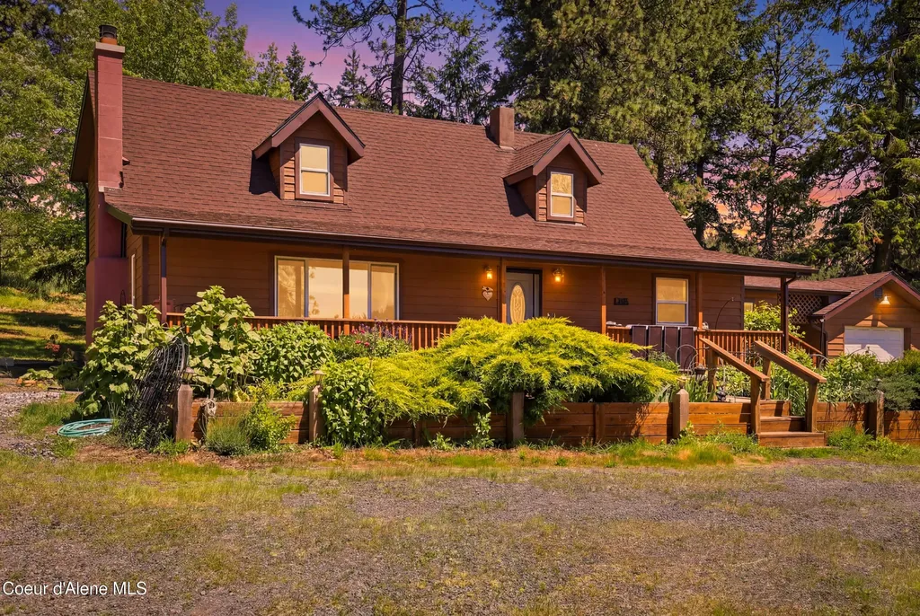 17765 S Rew Road Worley ID 83876
