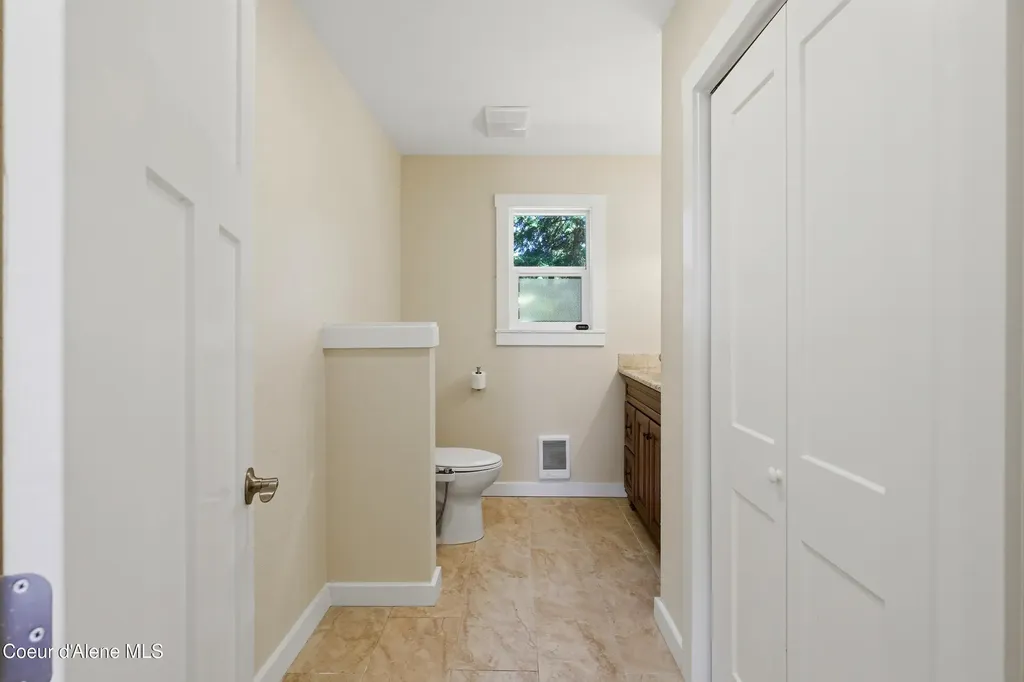 17765 S Rew Road Worley ID 83876
