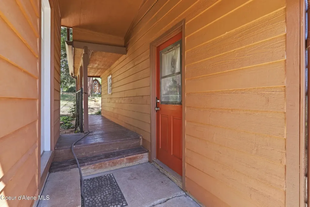 17765 S Rew Road Worley ID 83876