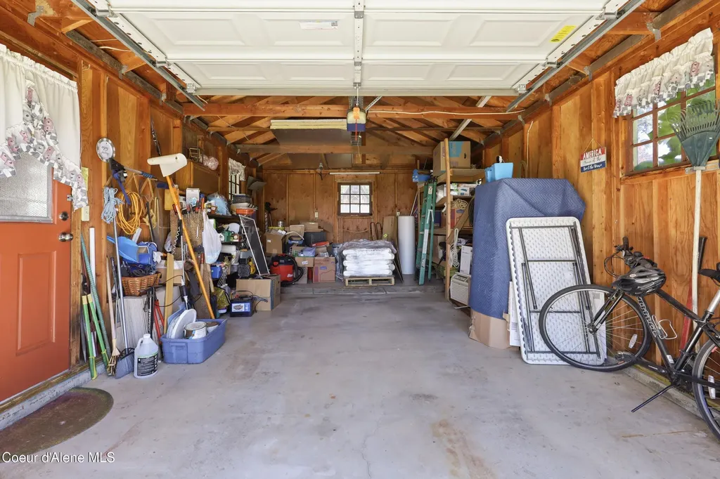 17765 S Rew Road Worley ID 83876