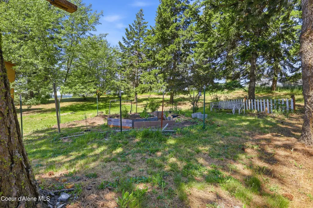 17765 S Rew Road Worley ID 83876