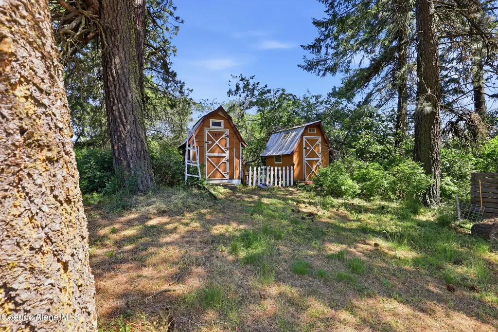17765 S Rew Road Worley ID 83876