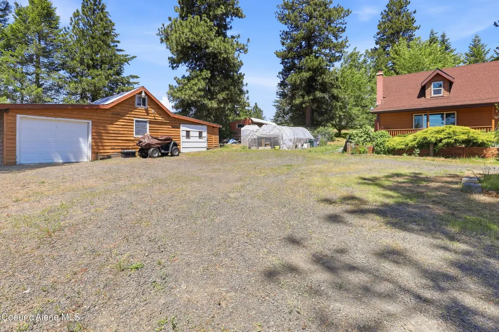 17765 S Rew Road Worley ID 83876