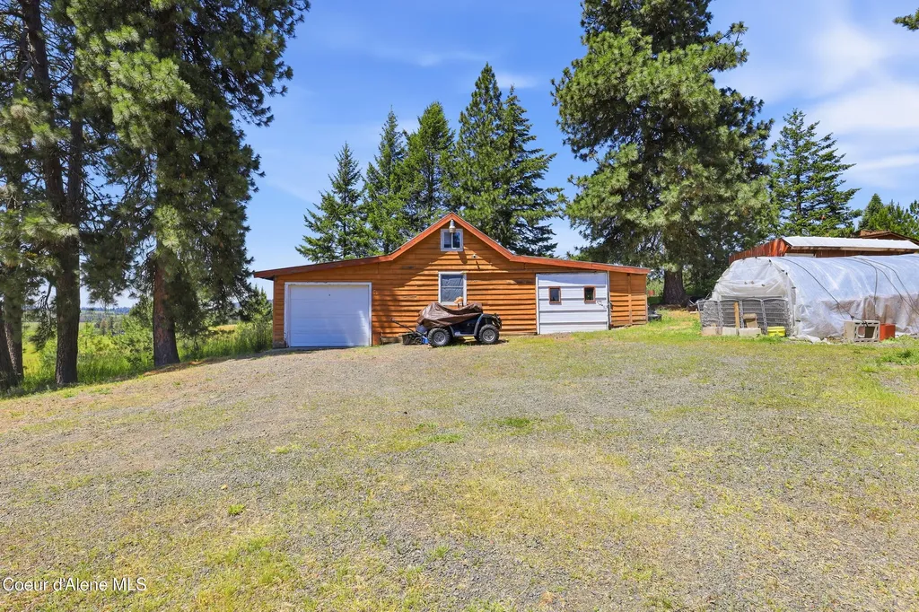 17765 S Rew Road Worley ID 83876