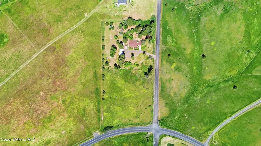 17765 S Rew Road Worley ID 83876