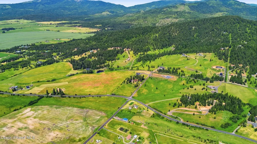 17765 S Rew Road Worley ID 83876