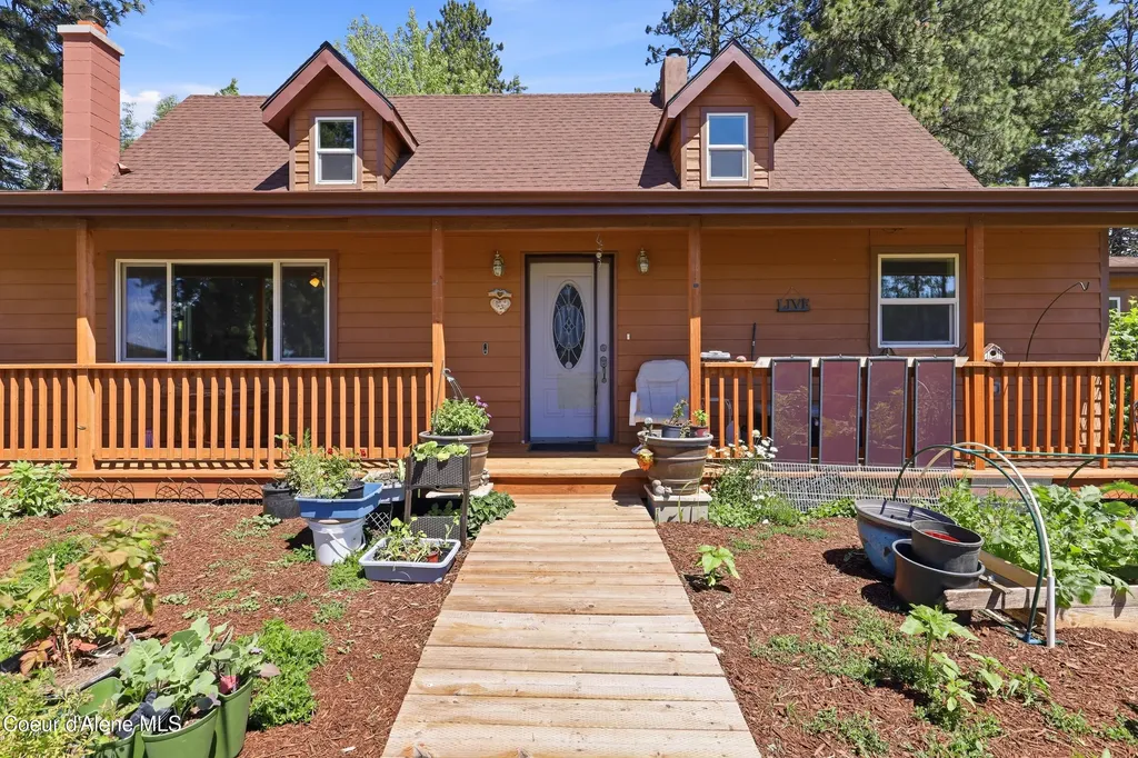 17765 S Rew Road Worley ID 83876