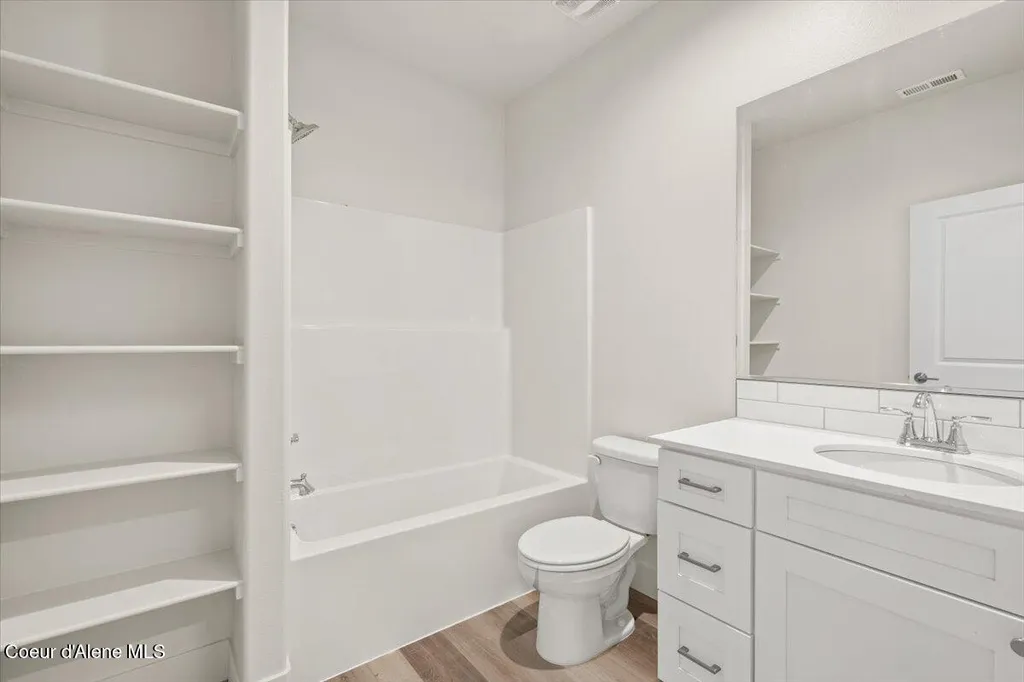 759 N Galbraith Lp (lot 22) Post Falls ID 83854