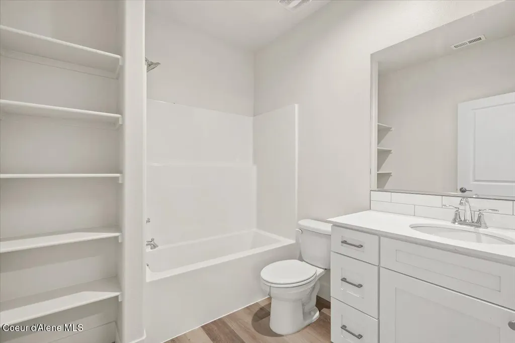 759 N Galbraith Lp (lot 22) Post Falls ID 83854