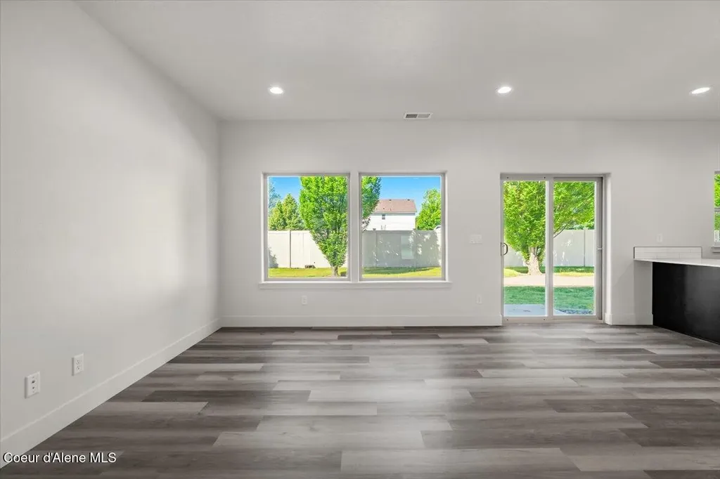 759 N Galbraith Lp (lot 22) Post Falls ID 83854