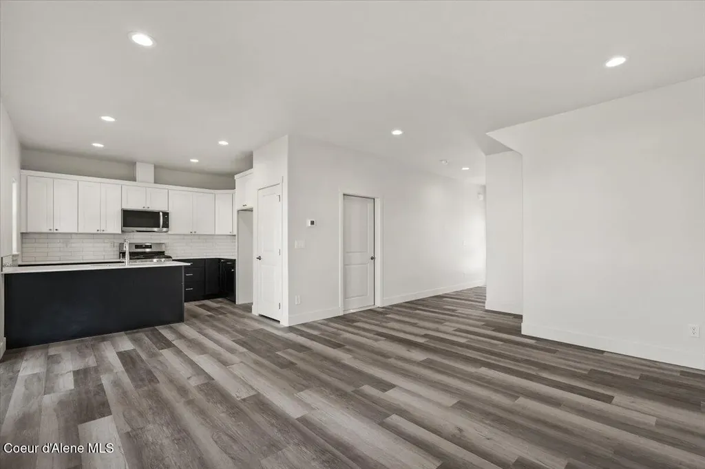 759 N Galbraith Lp (lot 22) Post Falls ID 83854