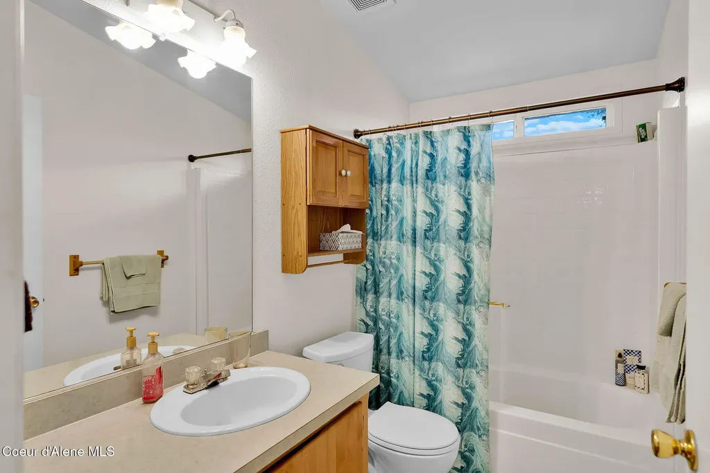29399 N Clagstone Road Athol ID 83801