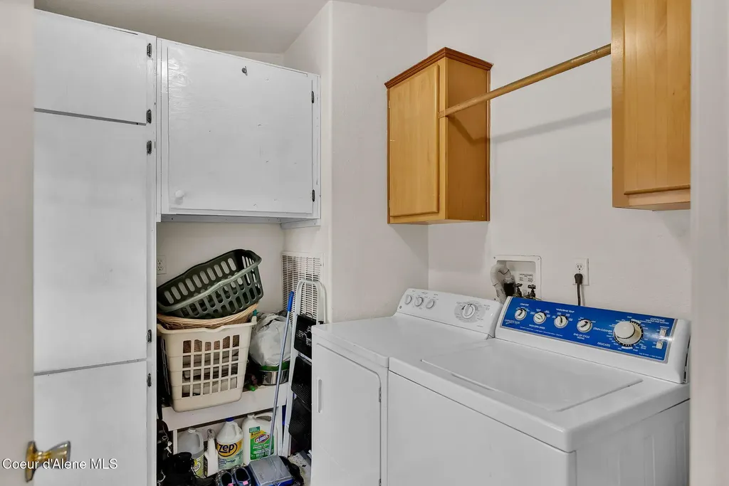 29399 N Clagstone Road Athol ID 83801