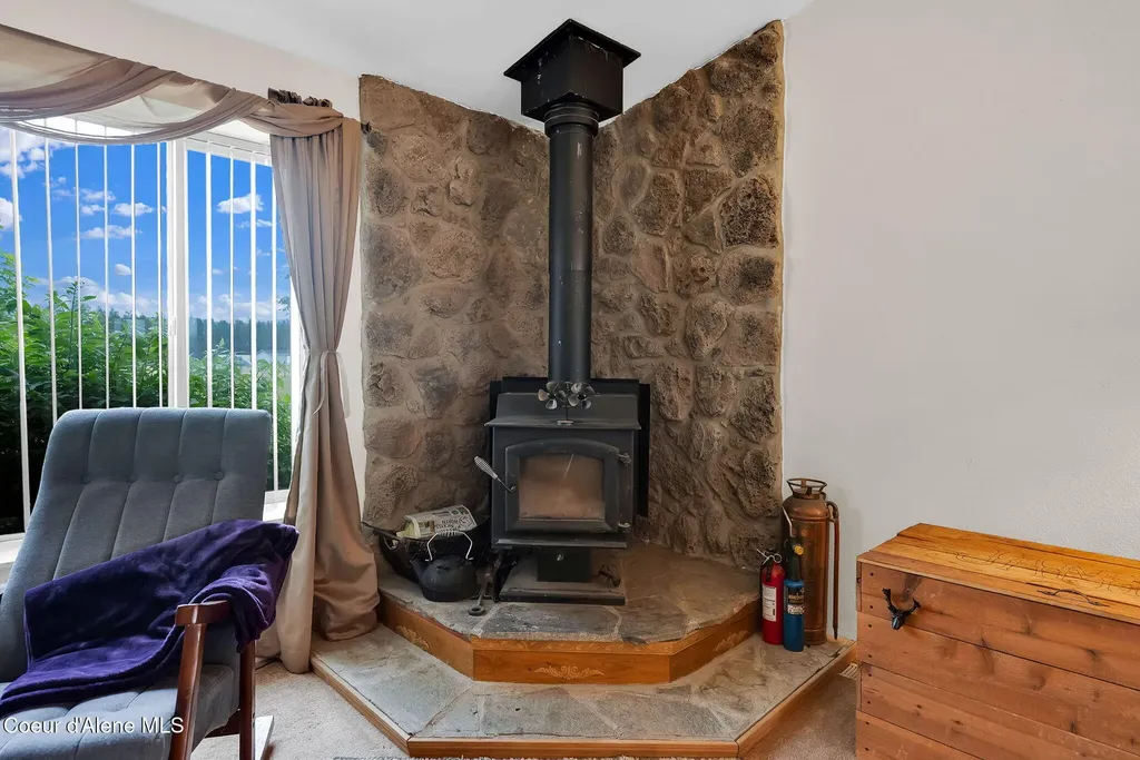 29399 N Clagstone Road Athol ID 83801