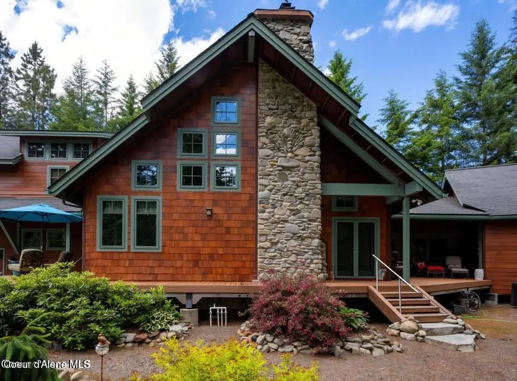 42303 Highway 200 Hope ID 83836