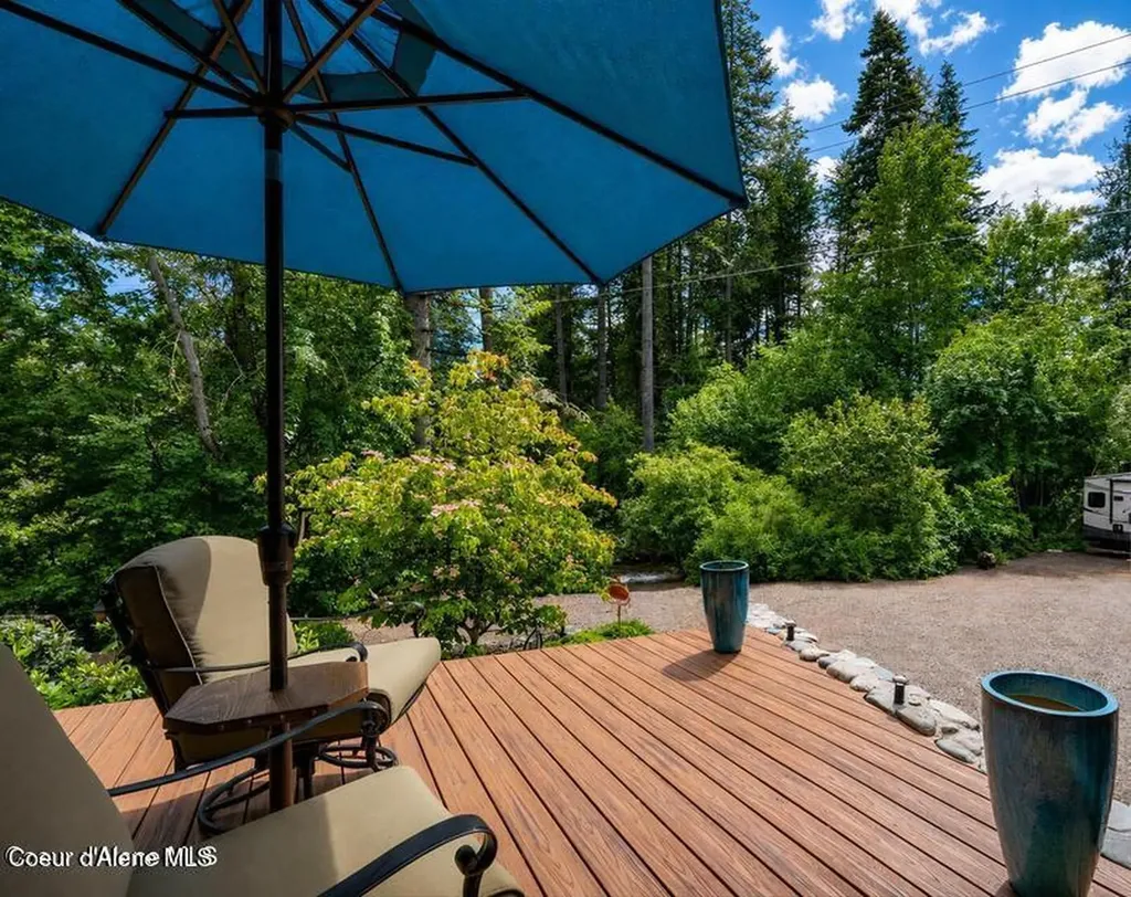 42303 Highway 200 Hope ID 83836