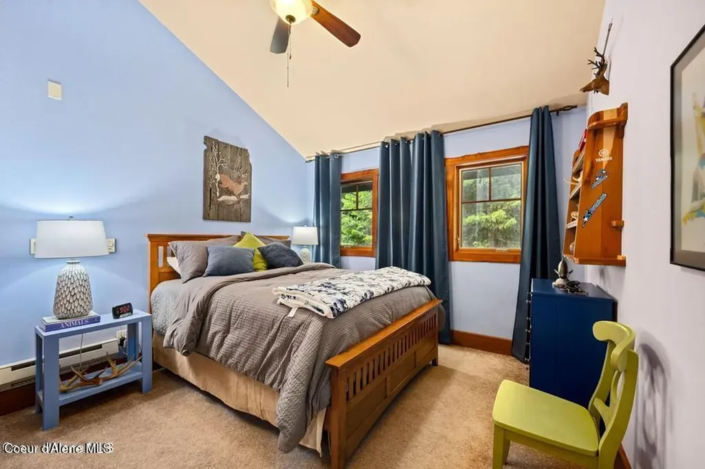 42303 Highway 200 Hope ID 83836