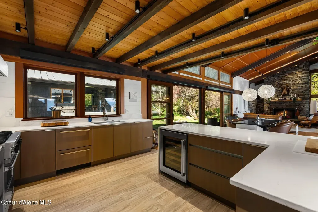 825 Winter Ridge Road Hope ID 83836