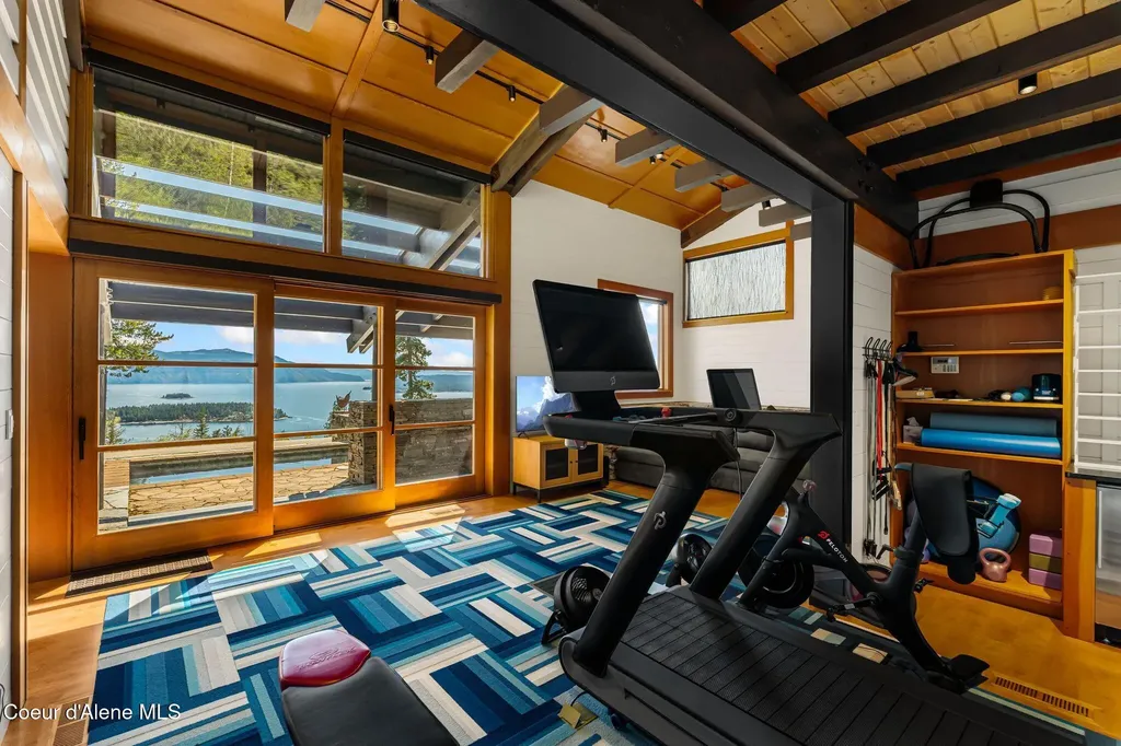 825 Winter Ridge Road Hope ID 83836