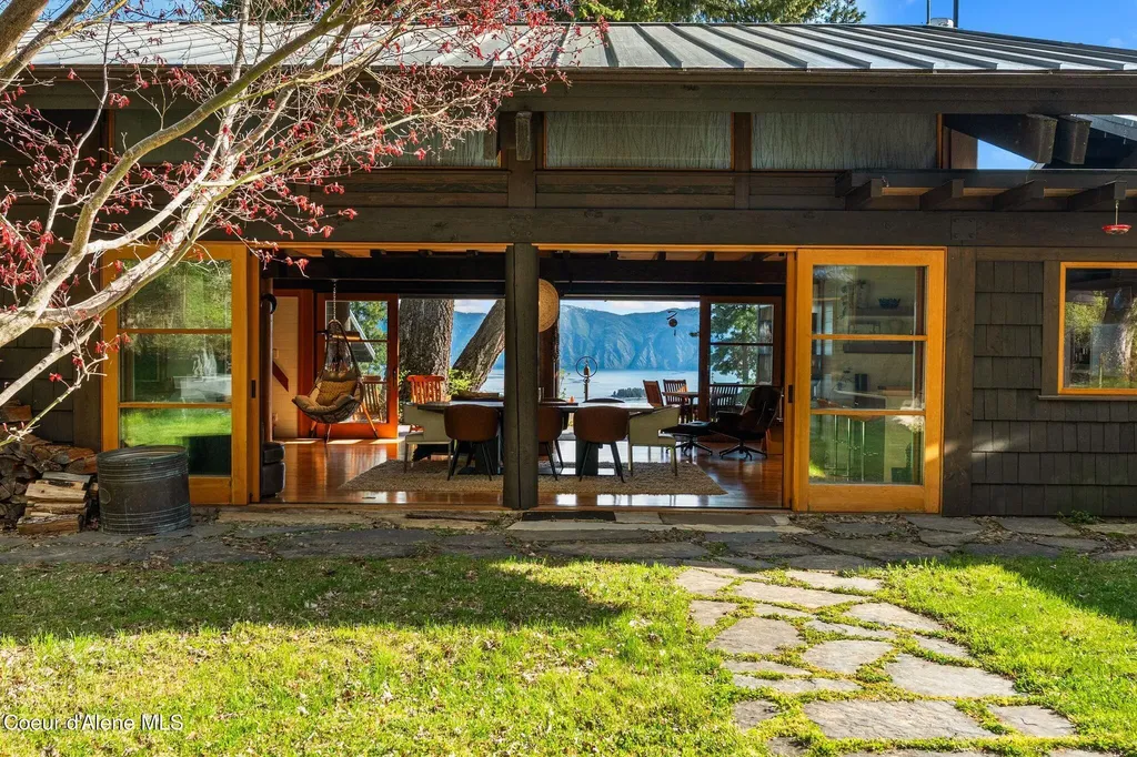 825 Winter Ridge Road Hope ID 83836
