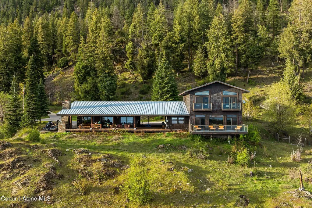 825 Winter Ridge Road Hope ID 83836