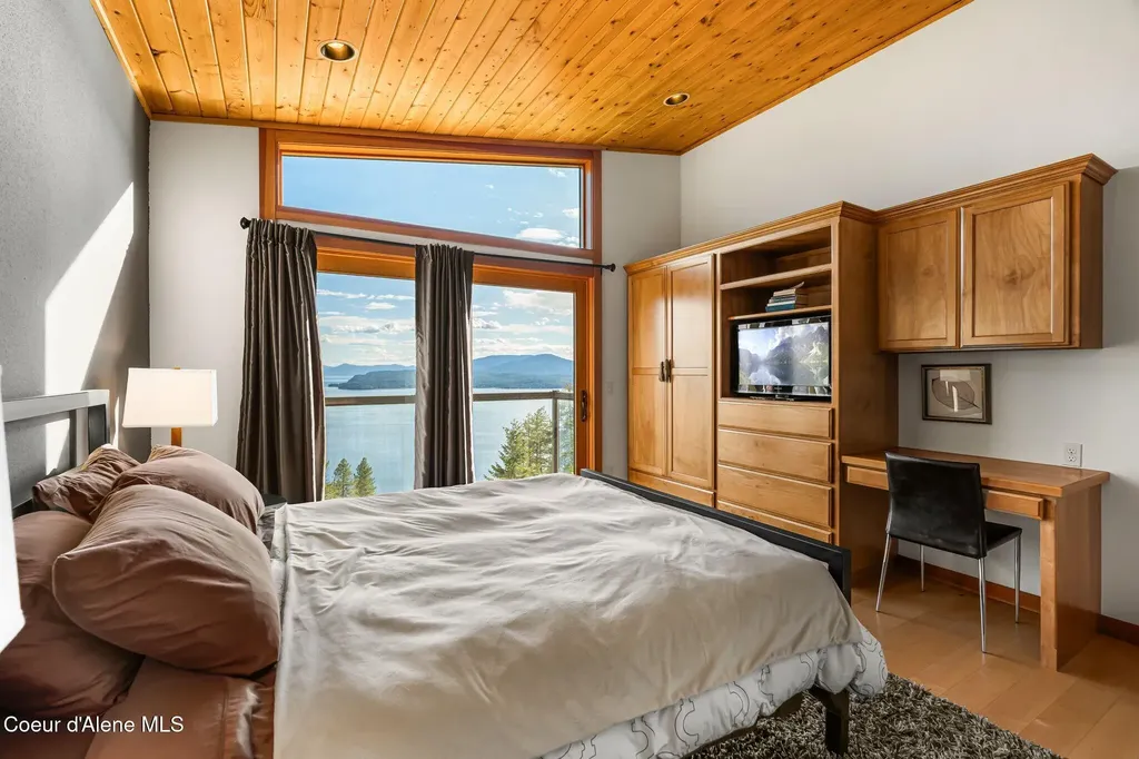 825 Winter Ridge Road Hope ID 83836